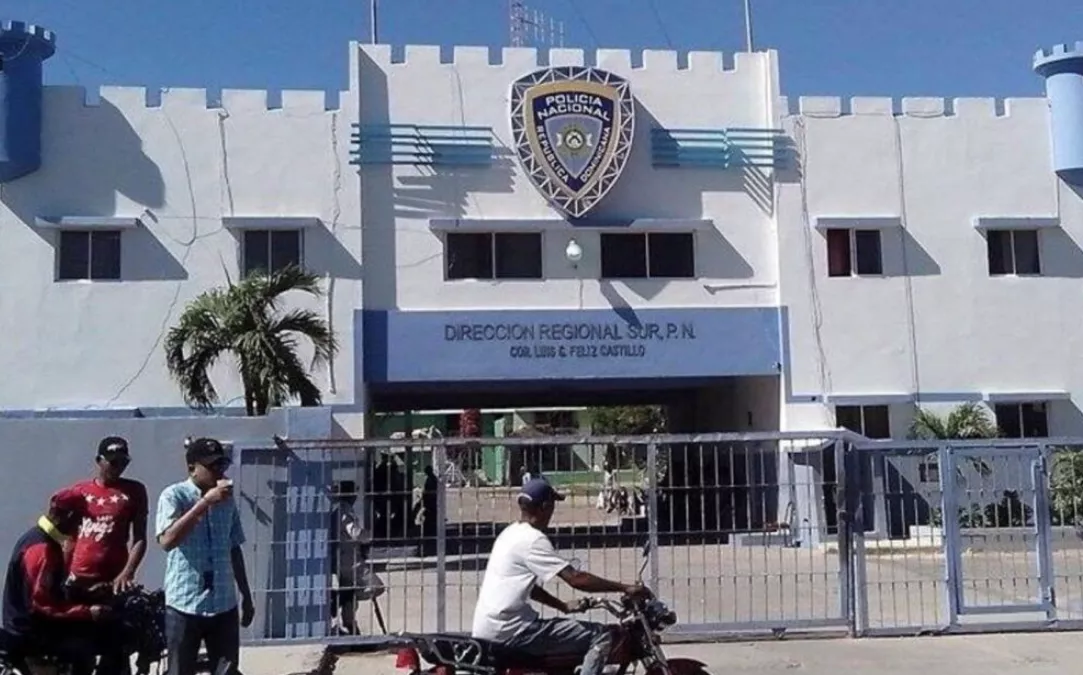 BARAHONA POLICIA NACIONAL